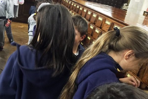 VISITA-A-BIBLIOTECA-(10)