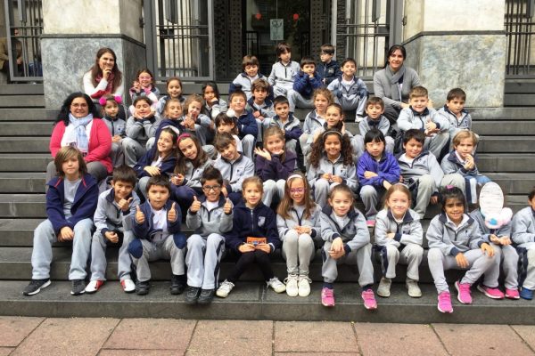 VISITA-A-BIBLIOTECA-(4)